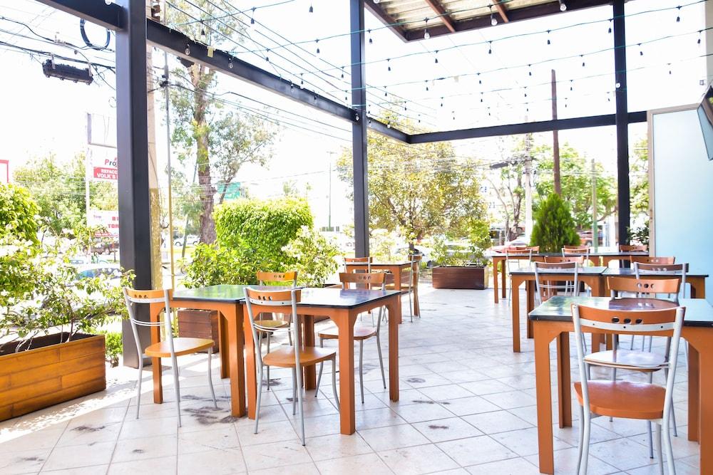 Hg Hotel Zapopan Kültér fotó
