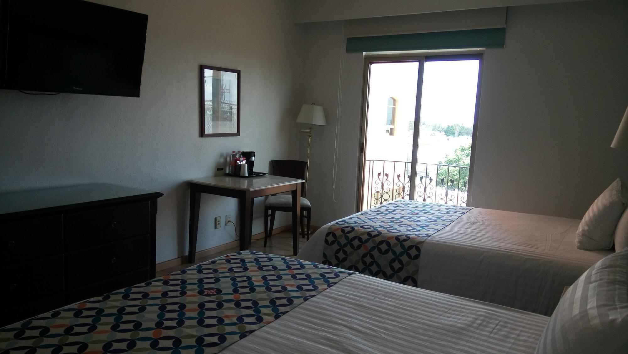 Hg Hotel Zapopan Kültér fotó